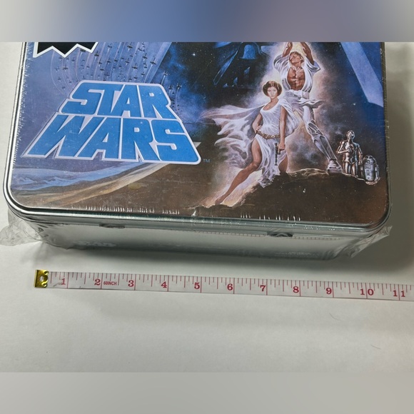 Star Wars x Culturefly - Commemorative Edition Lunchbox Collector’s Tin/ BNIB 💫 - Picture 6 of 7
